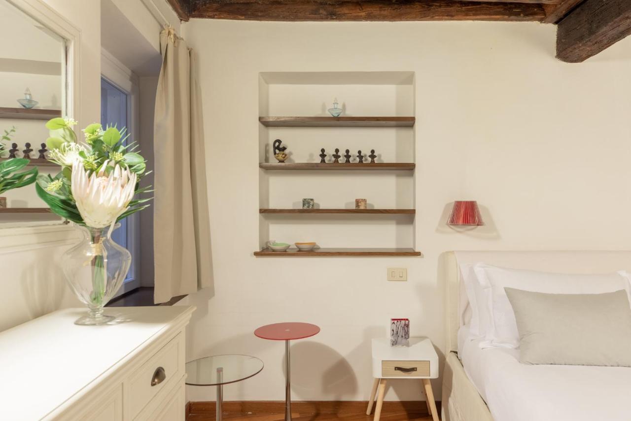 Iflat Comfy Apartament In Campo De' Fiori Roma Eksteriør bilde